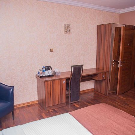Mahogany Hotel And Suites Ibadan Ngoại thất bức ảnh