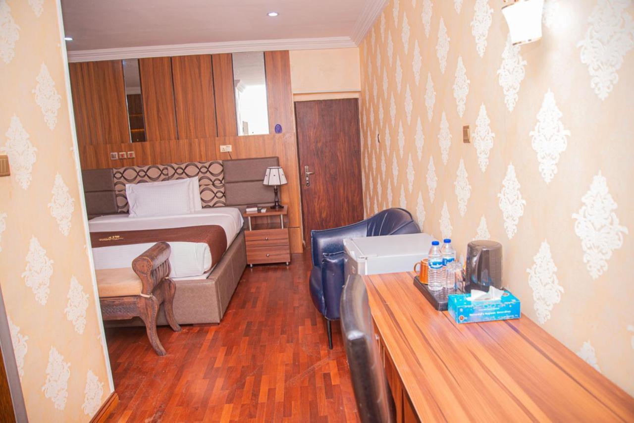 Mahogany Hotel And Suites Ibadan Ngoại thất bức ảnh